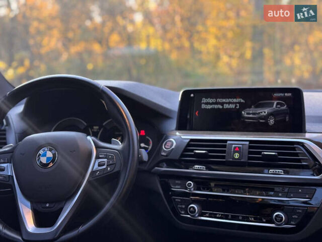 Сірий БМВ Х3, об'ємом двигуна 2 л та пробігом 164 тис. км за 25900 $, фото 45 на Automoto.ua