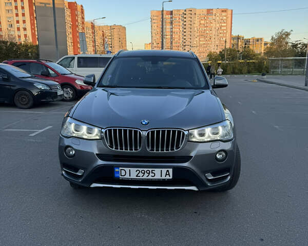 Серый БМВ Х3, объемом двигателя 2 л и пробегом 107 тыс. км за 23000 $, фото 4 на Automoto.ua