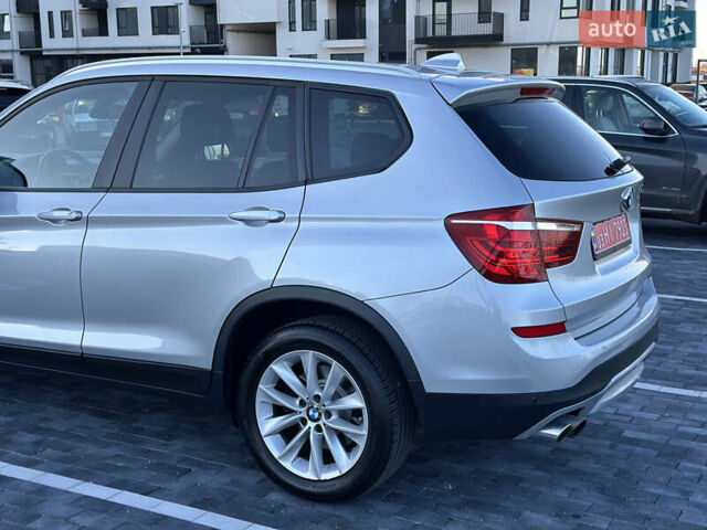 Серый БМВ Х3, объемом двигателя 2 л и пробегом 165 тыс. км за 14400 $, фото 5 на Automoto.ua