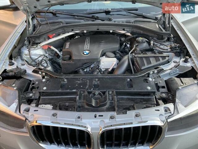 Серый БМВ Х3, объемом двигателя 2 л и пробегом 75 тыс. км за 15000 $, фото 9 на Automoto.ua