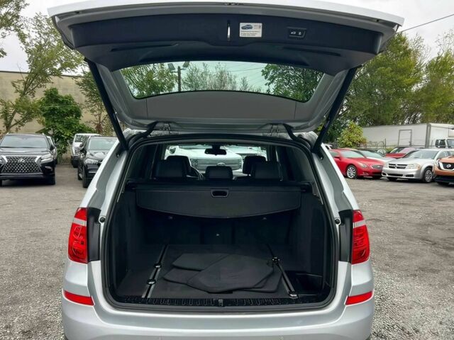 Сірий БМВ Х3, об'ємом двигуна 2 л та пробігом 54 тис. км за 5600 $, фото 15 на Automoto.ua