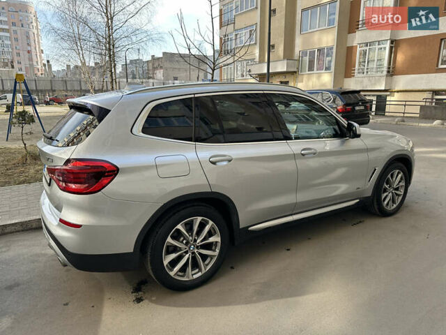 Серый БМВ Х3, объемом двигателя 2 л и пробегом 144 тыс. км за 24900 $, фото 6 на Automoto.ua
