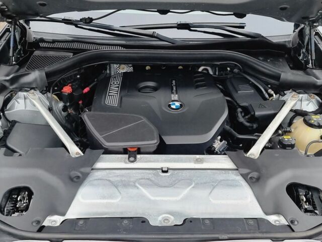 Серый БМВ Х3, объемом двигателя 2 л и пробегом 178 тыс. км за 28500 $, фото 10 на Automoto.ua