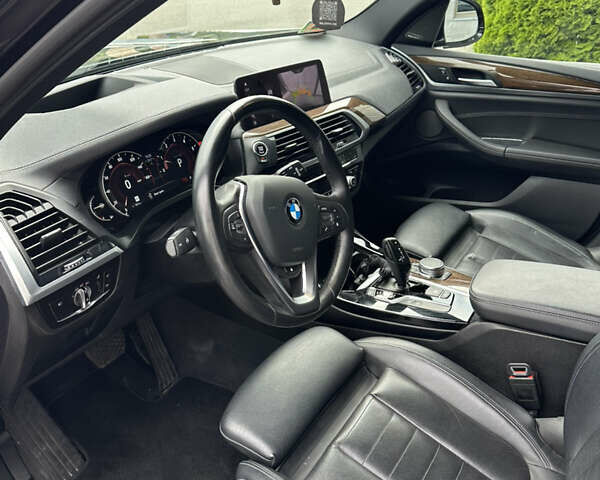 Серый БМВ Х3, объемом двигателя 2 л и пробегом 86 тыс. км за 32000 $, фото 17 на Automoto.ua
