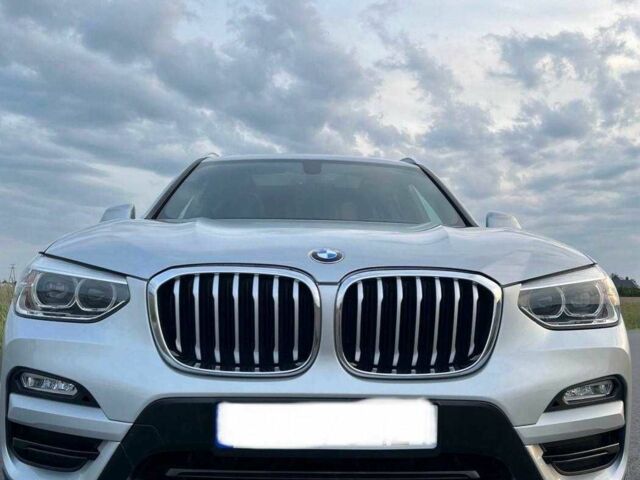 Серый БМВ Х3, объемом двигателя 2 л и пробегом 89 тыс. км за 463 $, фото 3 на Automoto.ua