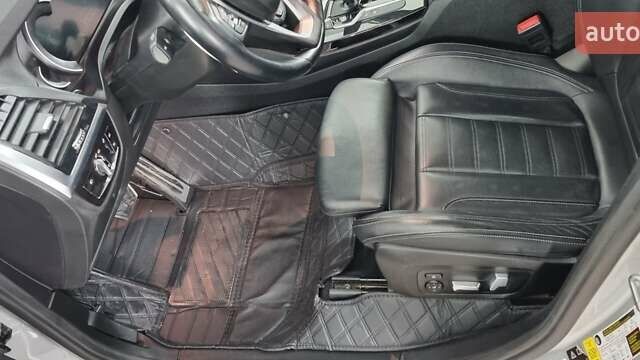 Серый БМВ Х3, объемом двигателя 2 л и пробегом 178 тыс. км за 28500 $, фото 13 на Automoto.ua