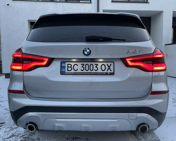 Серый БМВ Х3, объемом двигателя 2 л и пробегом 27 тыс. км за 35900 $, фото 10 на Automoto.ua