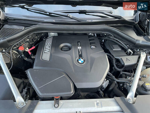Серый БМВ Х3, объемом двигателя 2 л и пробегом 75 тыс. км за 29500 $, фото 18 на Automoto.ua