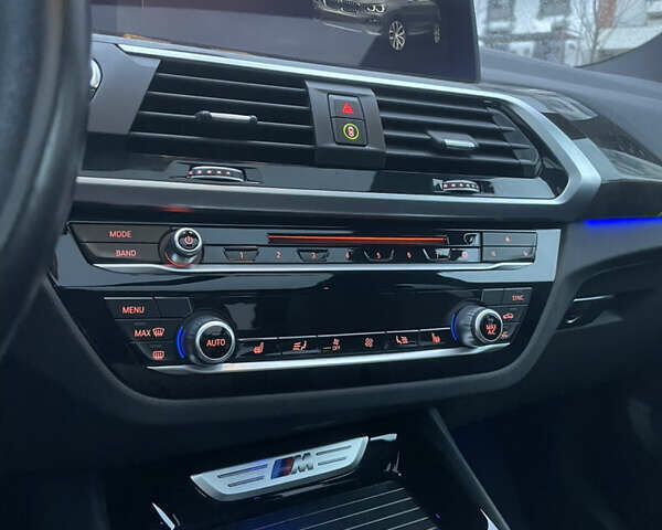 Серый БМВ Х3, объемом двигателя 3 л и пробегом 127 тыс. км за 32500 $, фото 32 на Automoto.ua