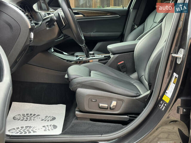 Серый БМВ Х3, объемом двигателя 2 л и пробегом 102 тыс. км за 27500 $, фото 39 на Automoto.ua