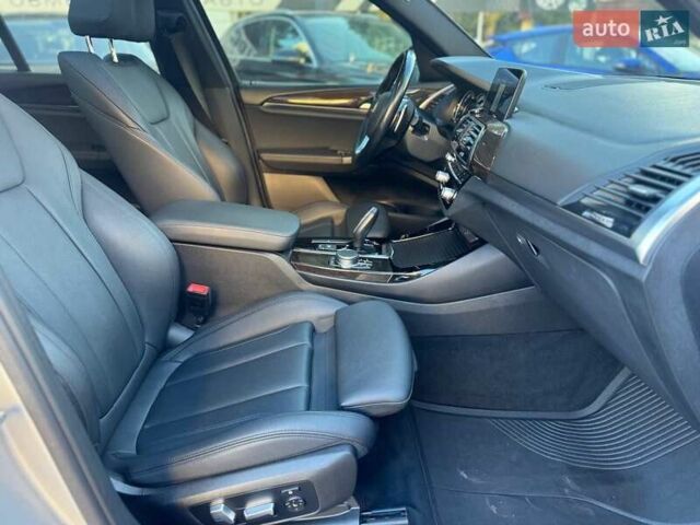 Серый БМВ Х3, объемом двигателя 2 л и пробегом 91 тыс. км за 24500 $, фото 11 на Automoto.ua