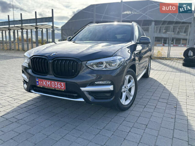 Серый БМВ Х3, объемом двигателя 2 л и пробегом 109 тыс. км за 26990 $, фото 3 на Automoto.ua