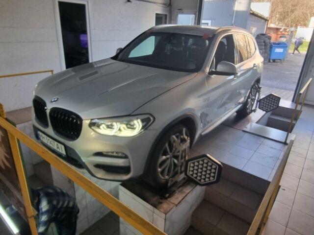 Серый БМВ Х3, объемом двигателя 2 л и пробегом 178 тыс. км за 28500 $, фото 17 на Automoto.ua