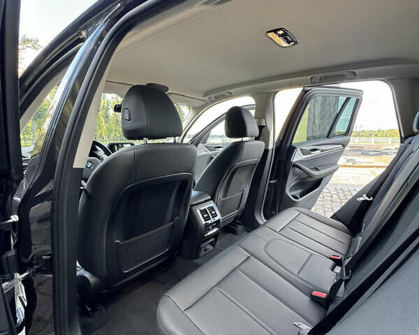 Серый БМВ Х3, объемом двигателя 2 л и пробегом 85 тыс. км за 31555 $, фото 100 на Automoto.ua