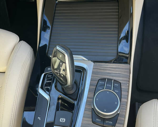 Серый БМВ Х3, объемом двигателя 2 л и пробегом 109 тыс. км за 25000 $, фото 14 на Automoto.ua