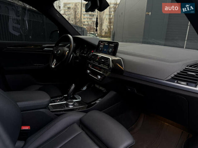 Сірий БМВ Х3, об'ємом двигуна 3 л та пробігом 131 тис. км за 33999 $, фото 49 на Automoto.ua
