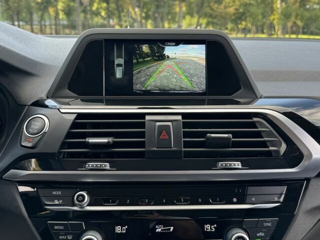 Сірий БМВ Х3, об'ємом двигуна 2 л та пробігом 85 тис. км за 30999 $, фото 11 на Automoto.ua