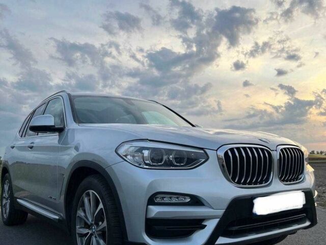 Серый БМВ Х3, объемом двигателя 2 л и пробегом 89 тыс. км за 463 $, фото 2 на Automoto.ua
