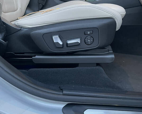 Серый БМВ Х3, объемом двигателя 2 л и пробегом 27 тыс. км за 35900 $, фото 22 на Automoto.ua