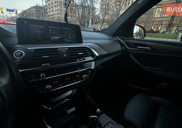 Серый БМВ Х3, объемом двигателя 2 л и пробегом 205 тыс. км за 30000 $, фото 16 на Automoto.ua