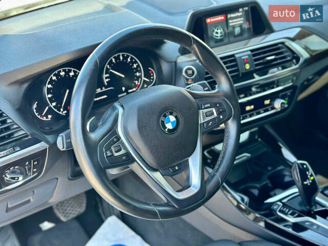 Серый БМВ Х3, объемом двигателя 2 л и пробегом 119 тыс. км за 27777 $, фото 8 на Automoto.ua