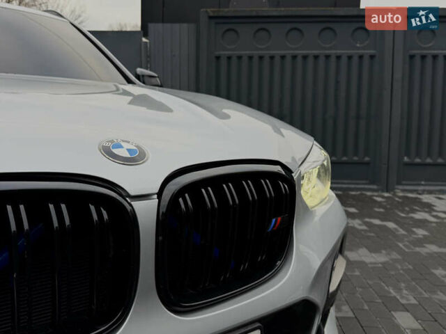 Сірий БМВ Х3, об'ємом двигуна 3 л та пробігом 131 тис. км за 33999 $, фото 6 на Automoto.ua