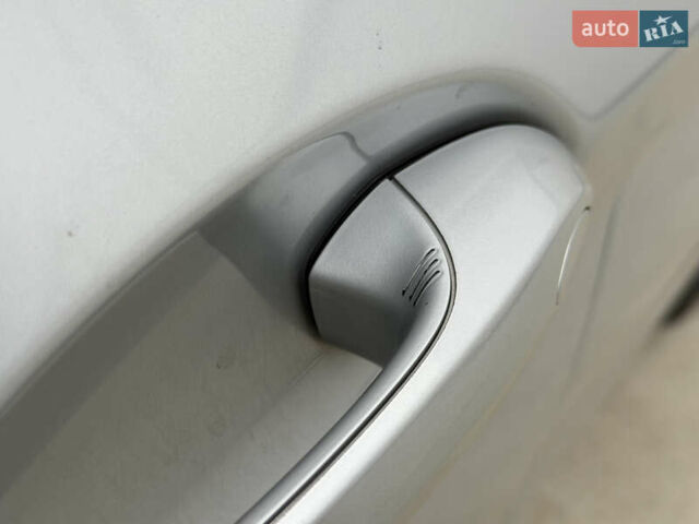 Серый БМВ Х3, объемом двигателя 2 л и пробегом 143 тыс. км за 21000 $, фото 10 на Automoto.ua