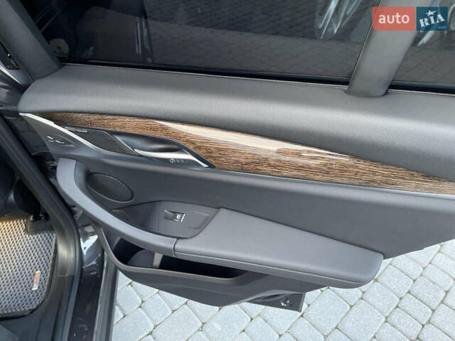 Серый БМВ Х3, объемом двигателя 2 л и пробегом 75 тыс. км за 29500 $, фото 21 на Automoto.ua