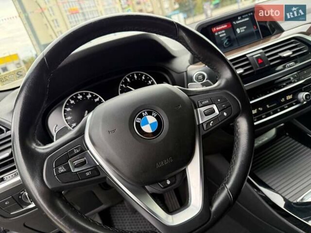 Серый БМВ Х3, объемом двигателя 2 л и пробегом 89 тыс. км за 25500 $, фото 21 на Automoto.ua