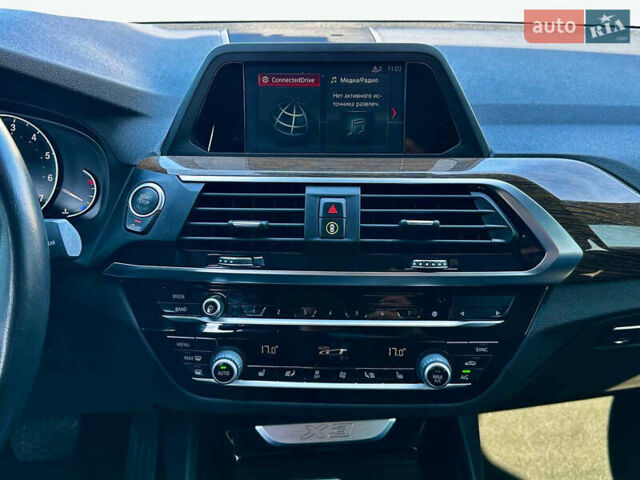 Серый БМВ Х3, объемом двигателя 2 л и пробегом 119 тыс. км за 27777 $, фото 14 на Automoto.ua