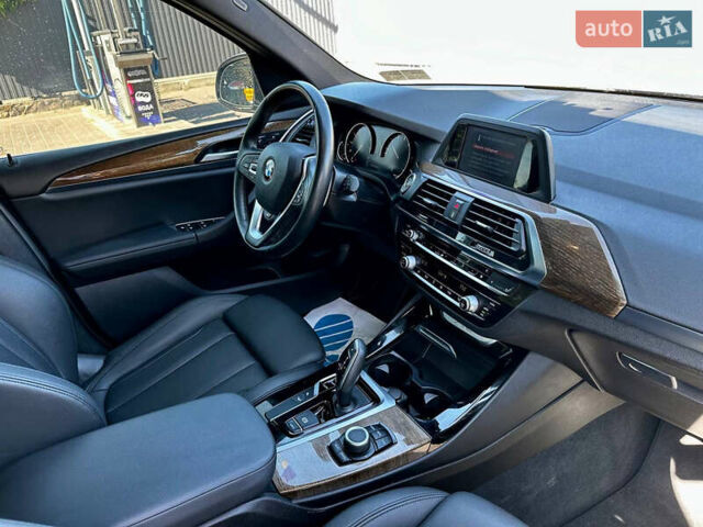 БМВ Х3 2018 в Днепре (Днепропетровске) на Automoto.ua Серый БМВ Х3, объемом двигателя 2 л и пробегом 119 тыс. км за 31111 $, фото 15 на Automoto.ua