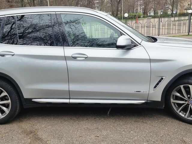 Серый БМВ Х3, объемом двигателя 2 л и пробегом 178 тыс. км за 28500 $, фото 3 на Automoto.ua