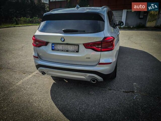 Серый БМВ Х3, объемом двигателя 2 л и пробегом 230 тыс. км за 29999 $, фото 7 на Automoto.ua