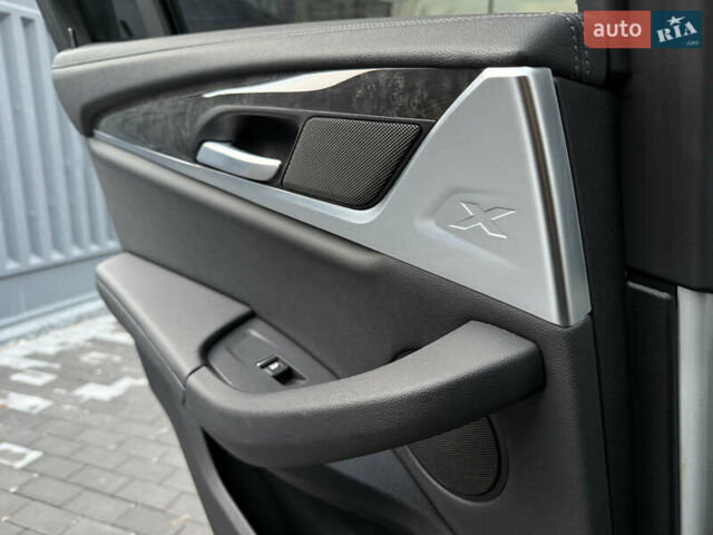 Сірий БМВ Х3, об'ємом двигуна 3 л та пробігом 131 тис. км за 33999 $, фото 53 на Automoto.ua