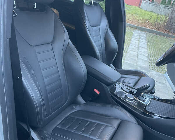 Серый БМВ Х3, объемом двигателя 3 л и пробегом 127 тыс. км за 32500 $, фото 37 на Automoto.ua