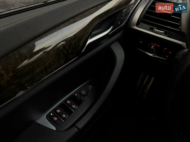 Сірий БМВ Х3, об'ємом двигуна 3 л та пробігом 131 тис. км за 33999 $, фото 40 на Automoto.ua