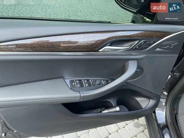 Серый БМВ Х3, объемом двигателя 2 л и пробегом 75 тыс. км за 29500 $, фото 12 на Automoto.ua