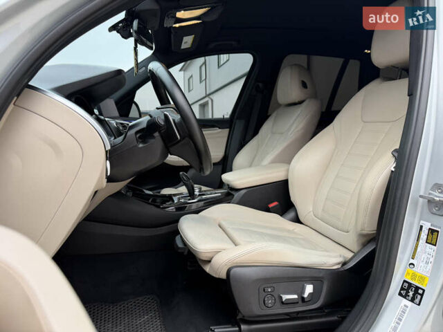 Серый БМВ Х3, объемом двигателя 2 л и пробегом 143 тыс. км за 21000 $, фото 12 на Automoto.ua