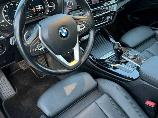 Серый БМВ Х3, объемом двигателя 2 л и пробегом 89 тыс. км за 463 $, фото 9 на Automoto.ua