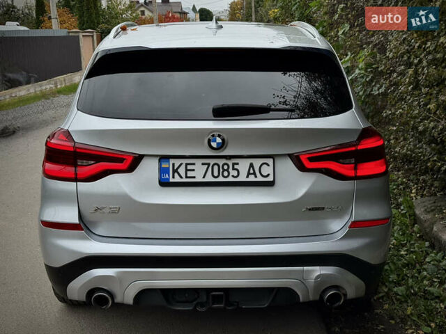 Серый БМВ Х3, объемом двигателя 2 л и пробегом 141 тыс. км за 22500 $, фото 16 на Automoto.ua