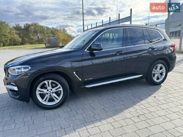 Серый БМВ Х3, объемом двигателя 2 л и пробегом 109 тыс. км за 26990 $, фото 6 на Automoto.ua