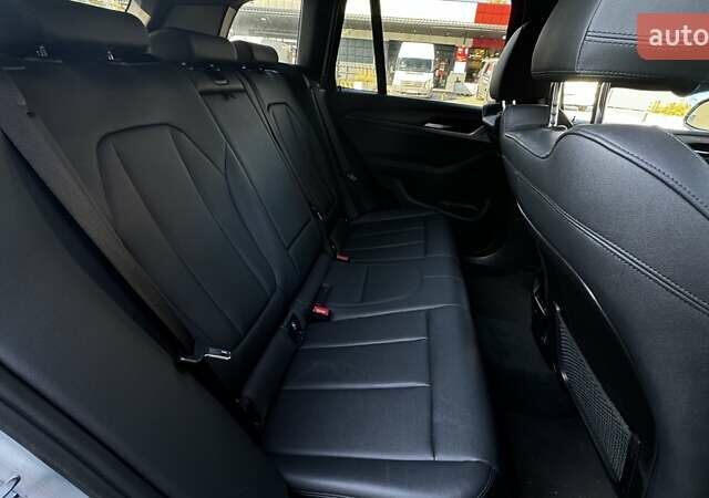 Серый БМВ Х3, объемом двигателя 2 л и пробегом 205 тыс. км за 30000 $, фото 14 на Automoto.ua