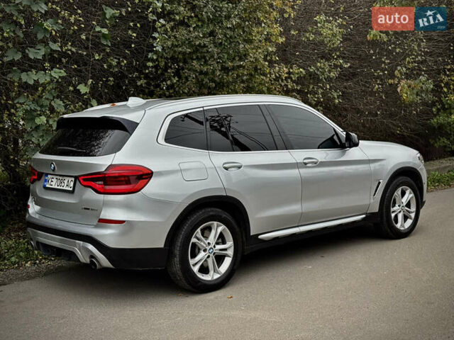 Серый БМВ Х3, объемом двигателя 2 л и пробегом 141 тыс. км за 22500 $, фото 9 на Automoto.ua