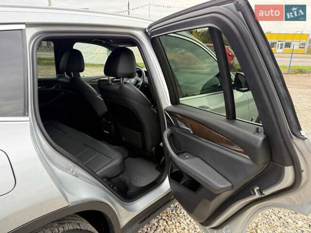 Серый БМВ Х3, объемом двигателя 2 л и пробегом 89 тыс. км за 25500 $, фото 17 на Automoto.ua