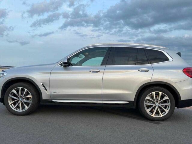 Серый БМВ Х3, объемом двигателя 2 л и пробегом 89 тыс. км за 463 $, фото 6 на Automoto.ua