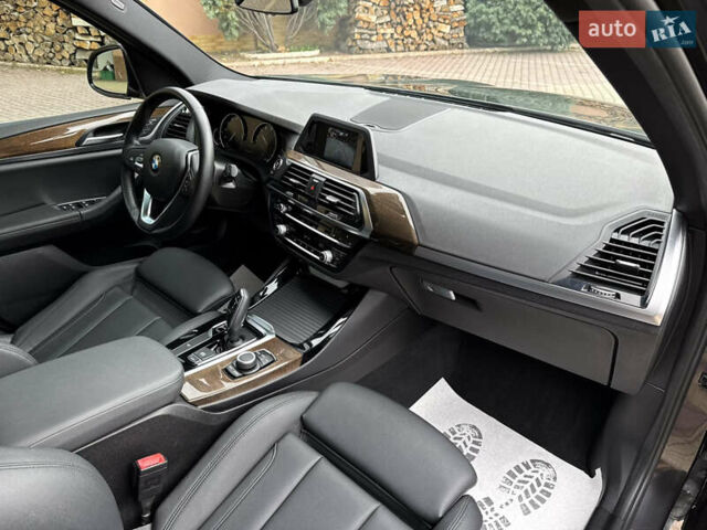 Серый БМВ Х3, объемом двигателя 2 л и пробегом 102 тыс. км за 27500 $, фото 68 на Automoto.ua