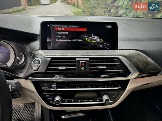 Серый БМВ Х3, объемом двигателя 2 л и пробегом 141 тыс. км за 22500 $, фото 22 на Automoto.ua