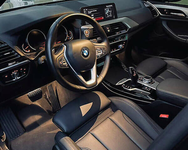 Серый БМВ Х3, объемом двигателя 2 л и пробегом 72 тыс. км за 25000 $, фото 7 на Automoto.ua