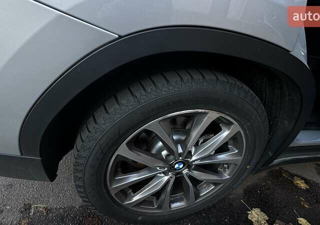 Серый БМВ Х3, объемом двигателя 2 л и пробегом 205 тыс. км за 30000 $, фото 12 на Automoto.ua