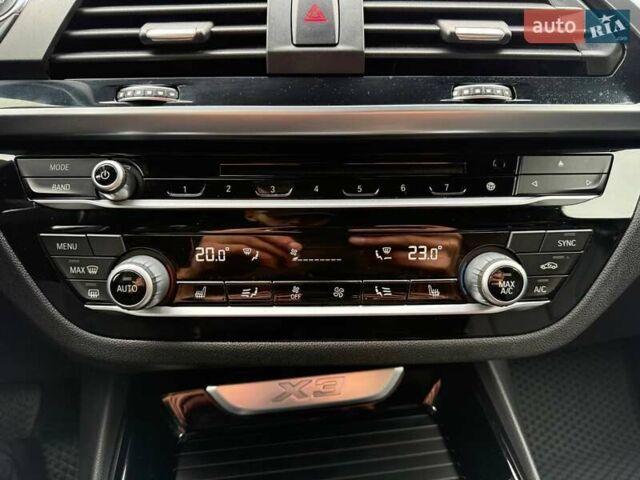 Серый БМВ Х3, объемом двигателя 2 л и пробегом 89 тыс. км за 25500 $, фото 26 на Automoto.ua